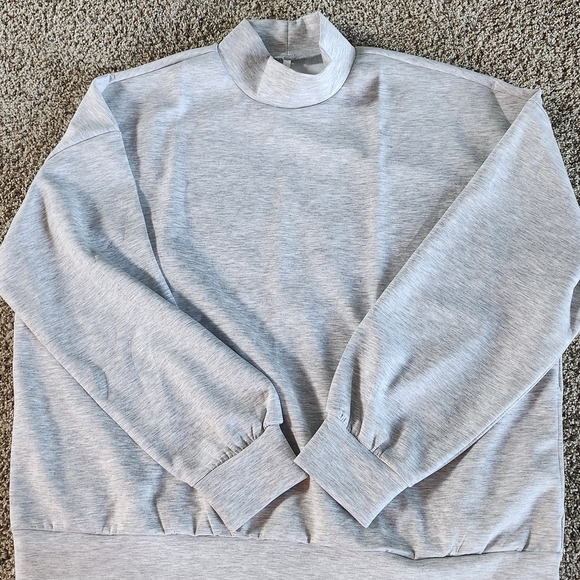 Halara Woman's Fog Gray Mock Neck Sweater, Medium - Picture 2 of 5